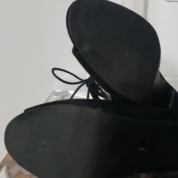 Ana new approach shoe's - Picture 7 of 10